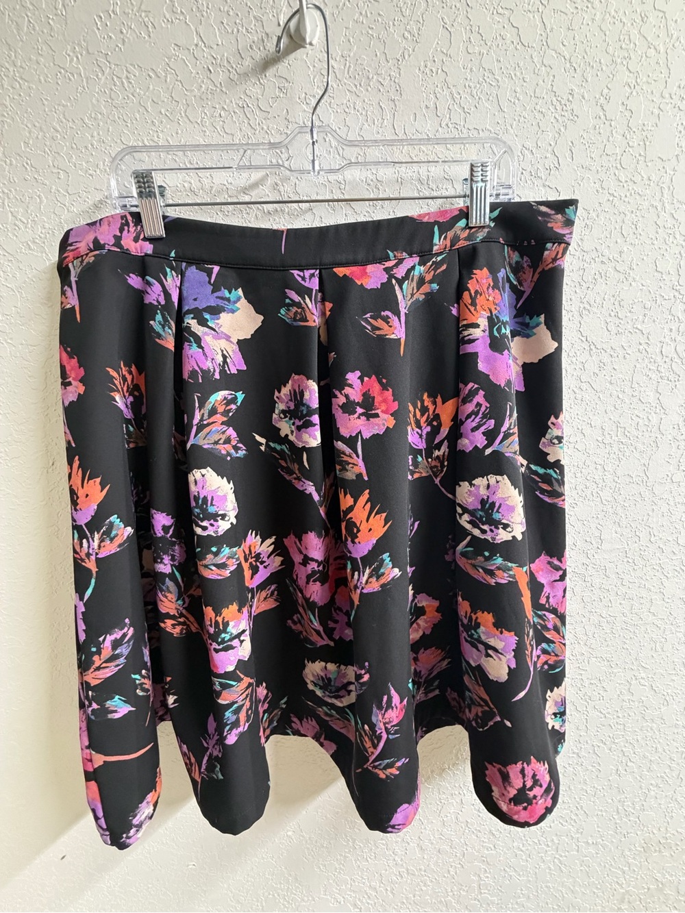 2X black floral skirt goth punk alternative preppy dark floral back zipper skirt
